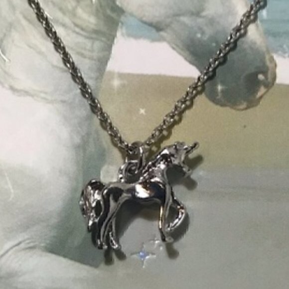 TOP SHOP |  🦄 UNICORN NECKLACE  #FML13003 - Picture 2 of 3